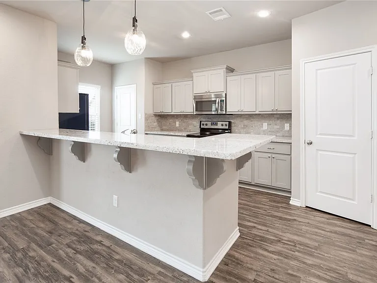 3433 Summerway Dr — Photo 9