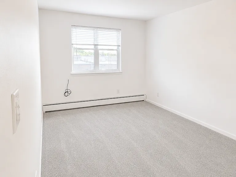 5845 78th St #3L — Photo 9