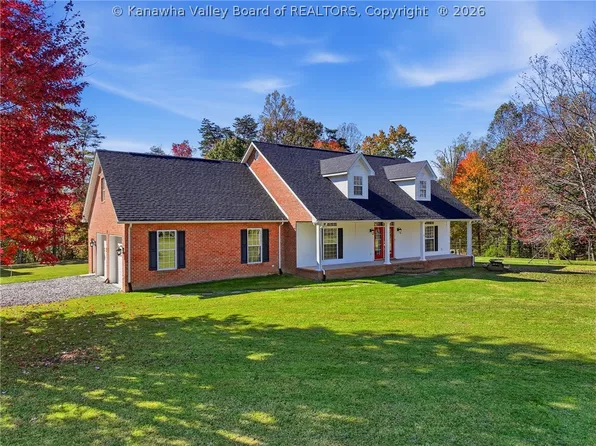 1127 Hawkins Rd, Red House, WV 25168