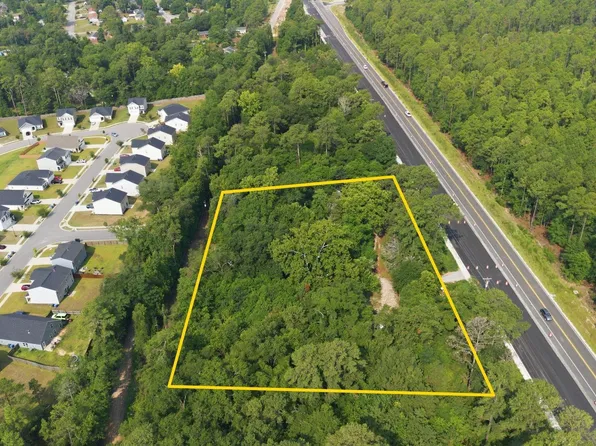 3644 Leesburg Rd, Hopkins, SC 29061