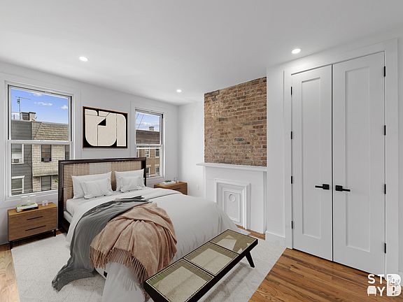 4th image of 275 Nassau Ave #3B