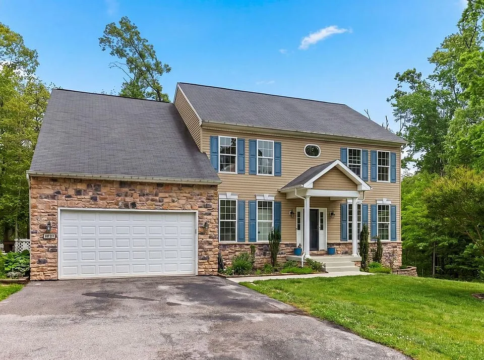 141 North Dr