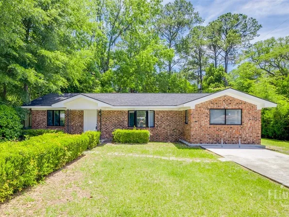 8508 Clarke Avenue, Savannah, GA 31406