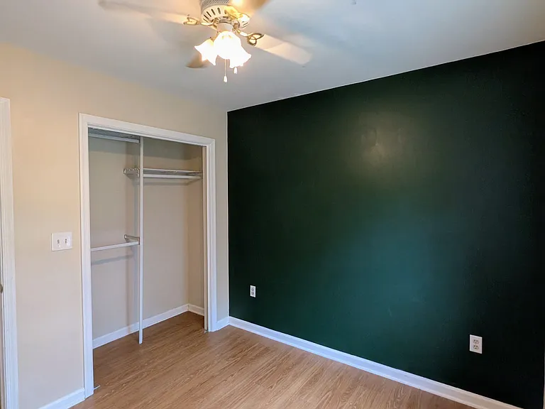 1816 Lakeside Dr — Photo 10