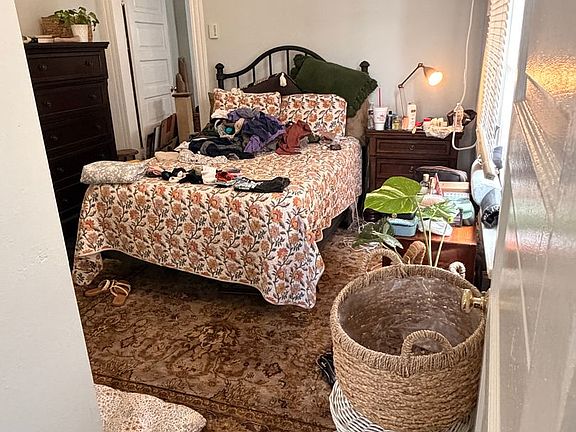 4th image of 7705-7707 Cohn St #7705