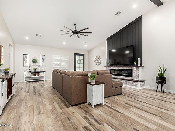 5th image of 10292 W APPALOOSA Trail