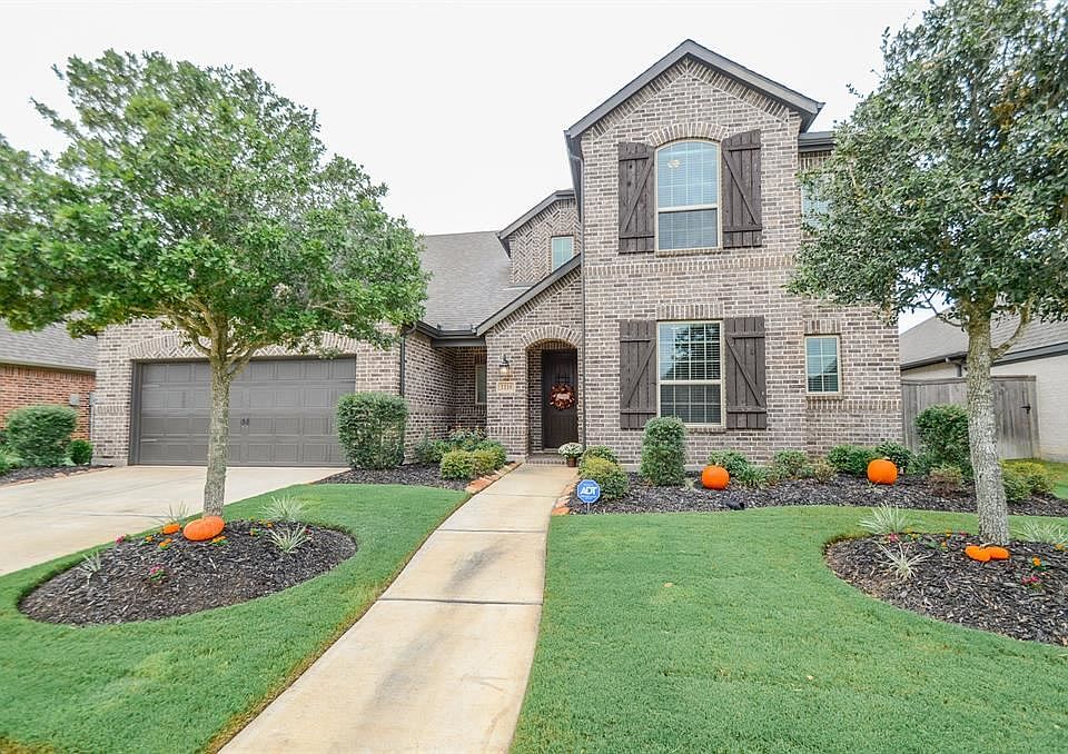 1st image of 2210 Umber Oaks Ln