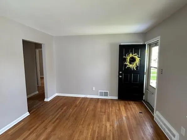 1458 Chapin Ave, Birmingham, MI 48009