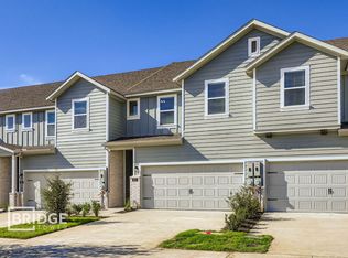 210 Lily Pad Dr, Arlington, TX 76002