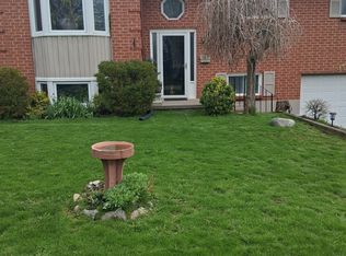35 Bleeker Ave, Quinte West, ON K8V5Y2