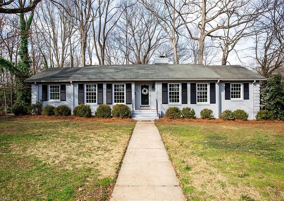 1st image of 1009 McDowell Dr