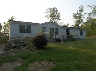 563 Davis Hill Rd, Frankfort, OH 45628