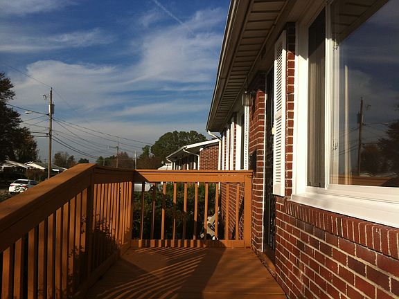 4th image of 1515 Ekstine Dr