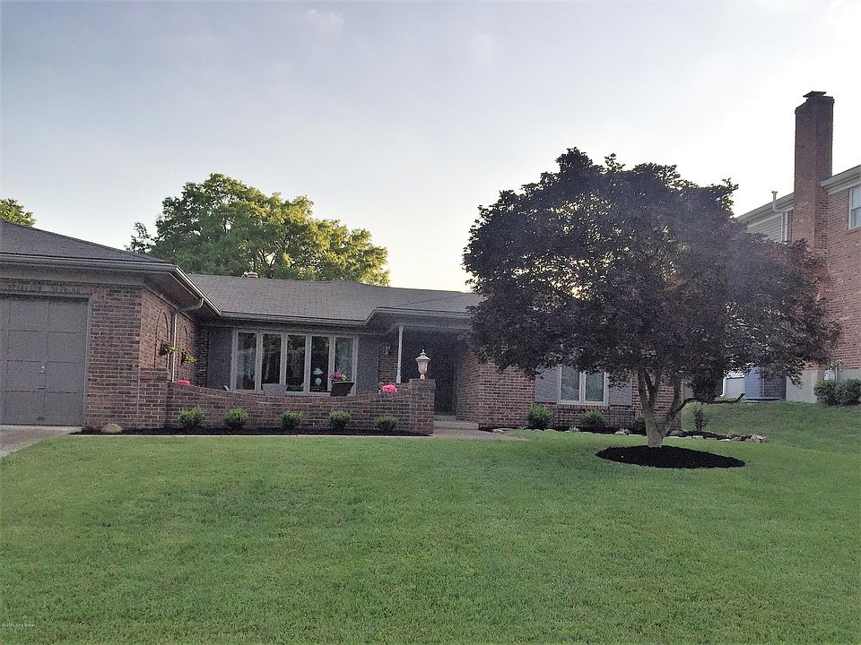 1st image of 3018 Hayfield Dr