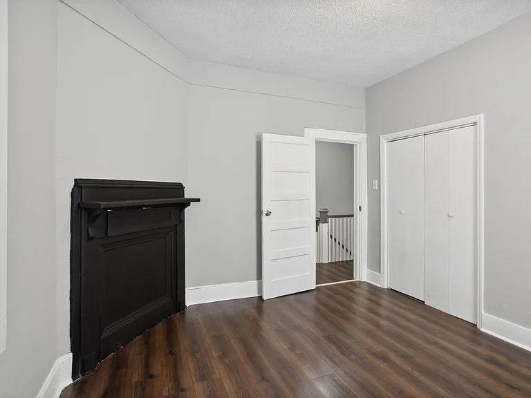 815 E Bolton St — Photo 16