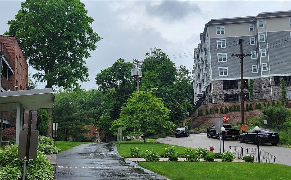 1st image of 5 Oakdale Manor #A23