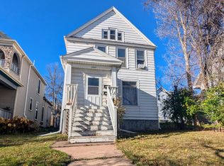 2207 W 3rd St #2, Duluth, MN 55806