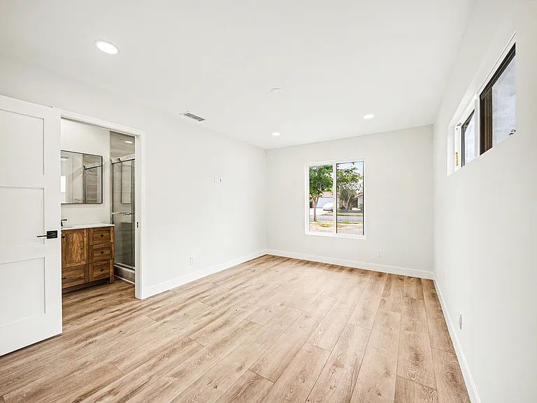 8738 Monogram Ave — Photo 38