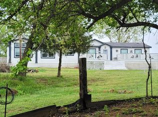 349 Youngs Prairie Rd, Elgin, TX 78621