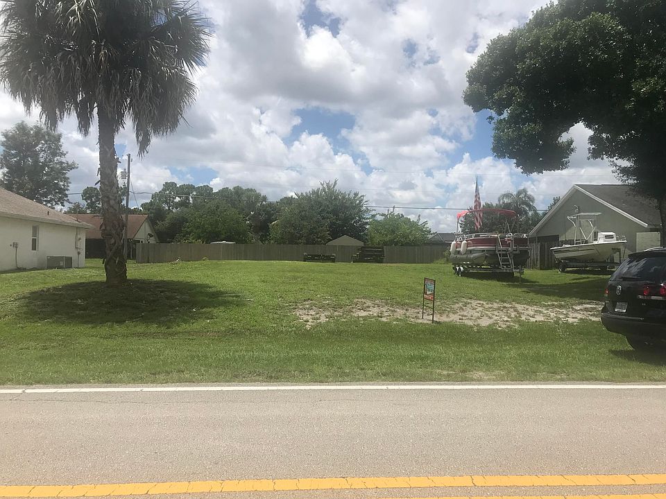 1st image of 224 SW Glenwood Dr