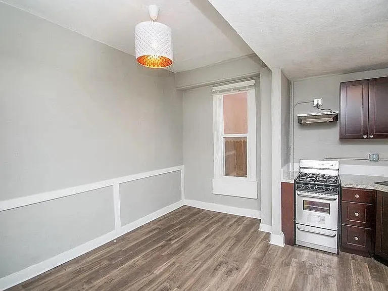 3718 N Gilpin St — Photo 8
