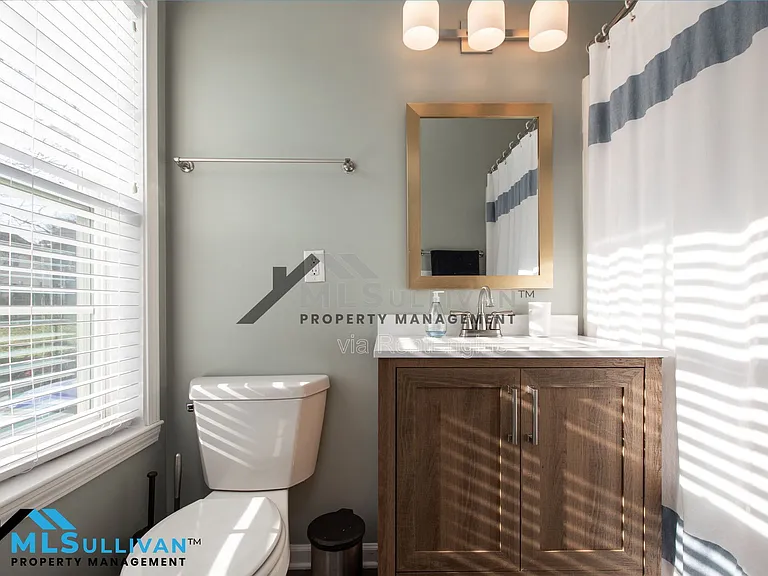 1208 Wall St — Photo 16