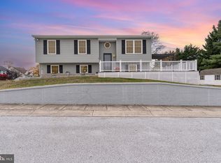 5 Reaverton Ave, Taneytown, MD 21787