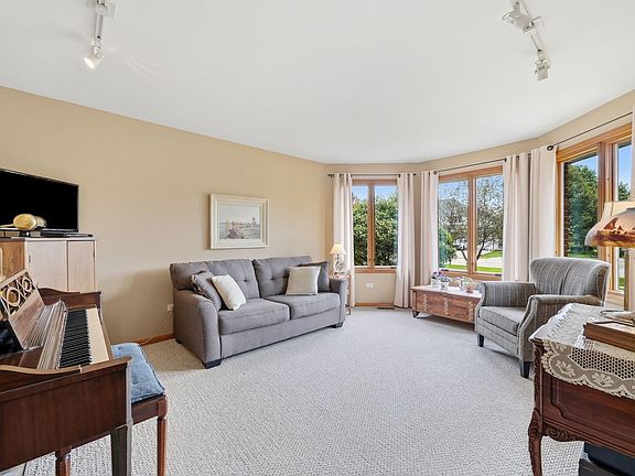 4th image of 871 Laurel Bay
