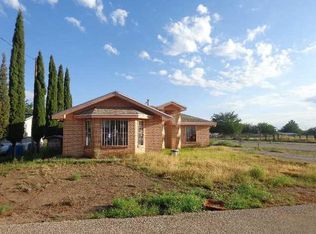 401 Cruce Verde Dr, Clint, TX 79836