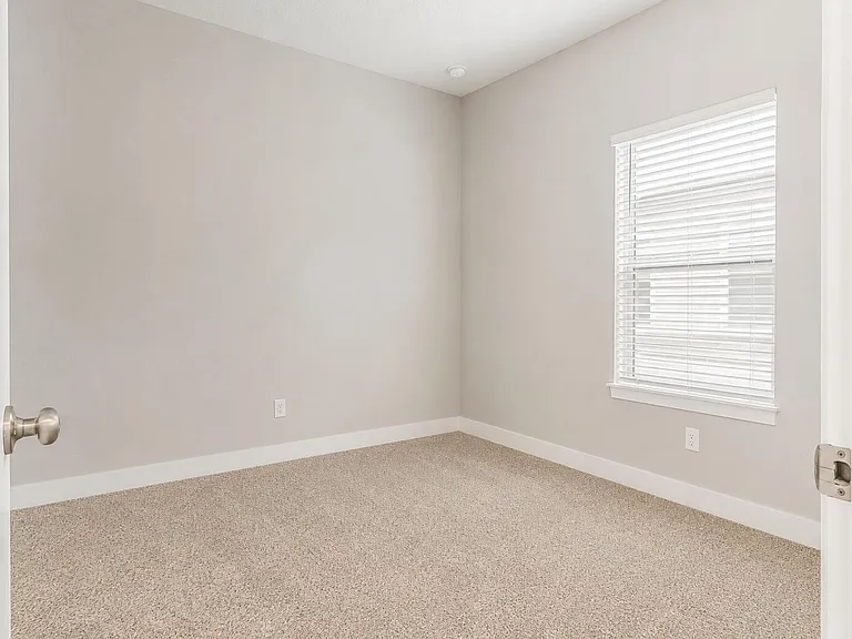 6242 Jenks Dr — Photo 16