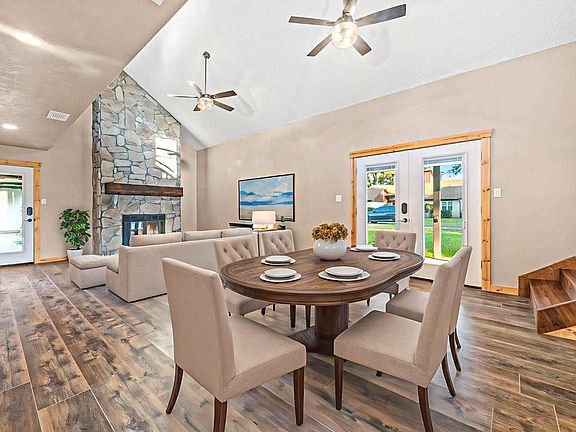 5th image of 241 Bluff Dr