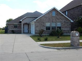 1308 Raleigh Path Rd, Denton, TX 76208