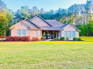 108 Whitworth Dr, Locust Grove, GA 30248