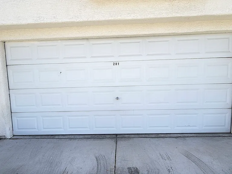 7241 Indian Creek Ln #201 — Photo 35