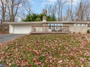 928 Belle Vista Dr, Enola, PA