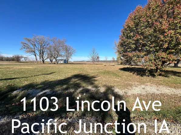 1103 Lincoln Ave, Pacific Junction, IA 51561