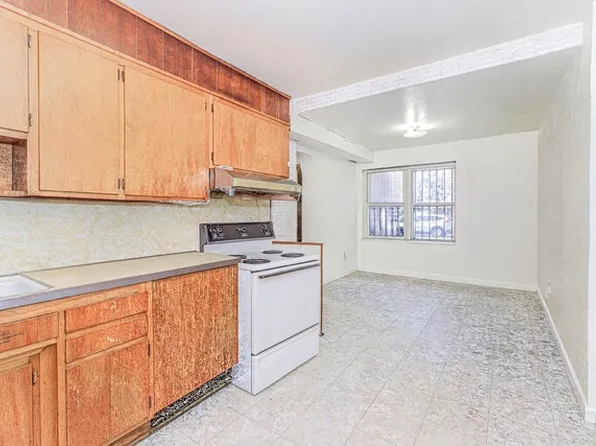 2367 East 28th Street image 12 of 22