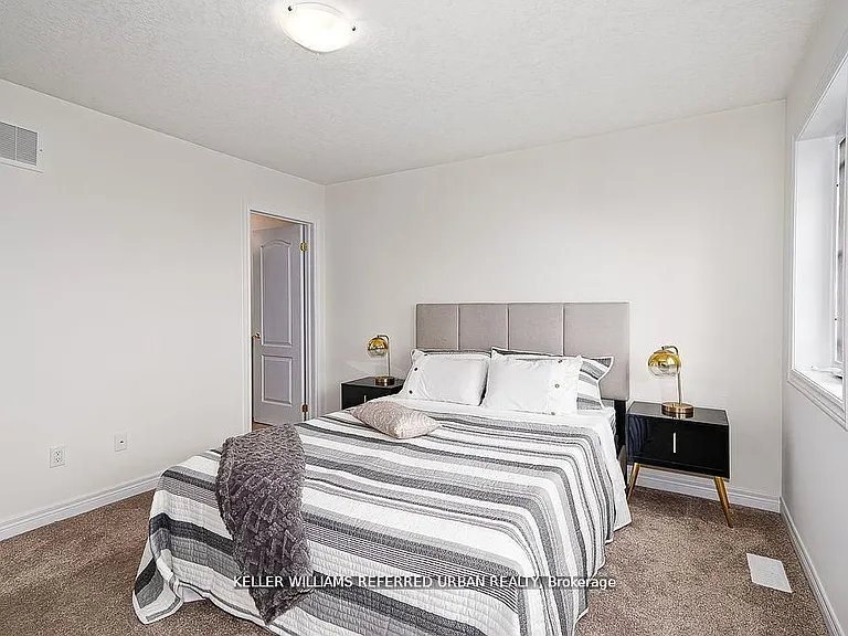 14 Foley Cres — Photo 17