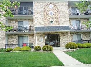 8130 168th Pl, Tinley Park, IL 60477