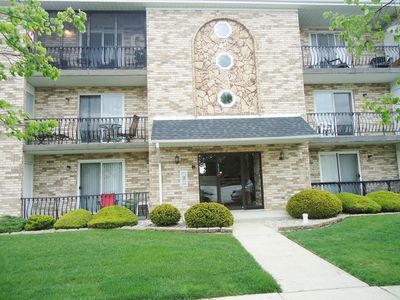 8130 168th Pl APT 3E, Tinley Park, IL, 60477
