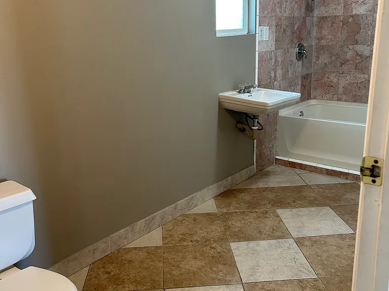 8048 Tippecanoe Ave — Photo 6
