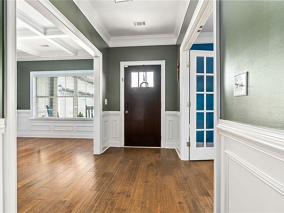 5th image of 760 Owens Way