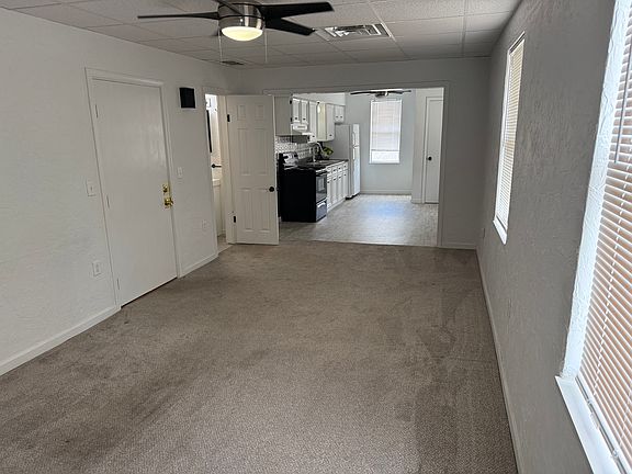 4th image of 605 Walnut St #C