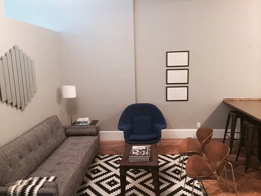 Rented by Easy Rental LLC | media 30