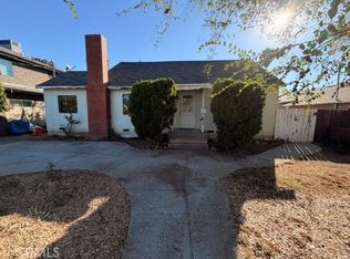 6718 Varna Ave, Van Nuys, CA 91401