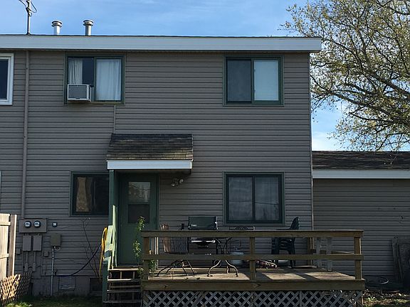 5th image of 868 Pembina Trl