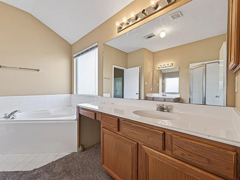3006 Palace Oaks Dr — Photo 38