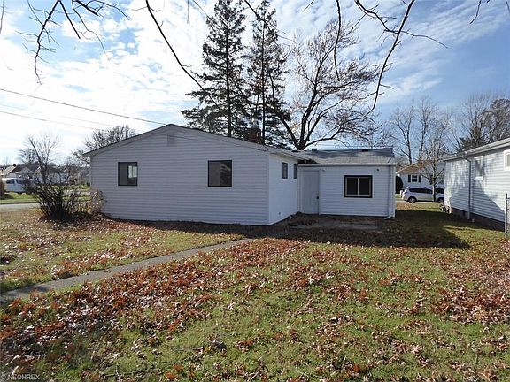 2nd image of 1765 Eldon Dr