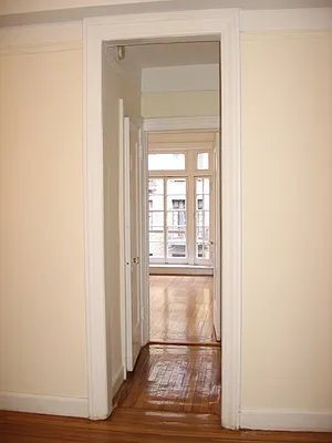 Rented by City Connections Realty | media 4