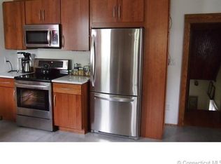 21 Hawthorne Ave, Hamden, CT 06517